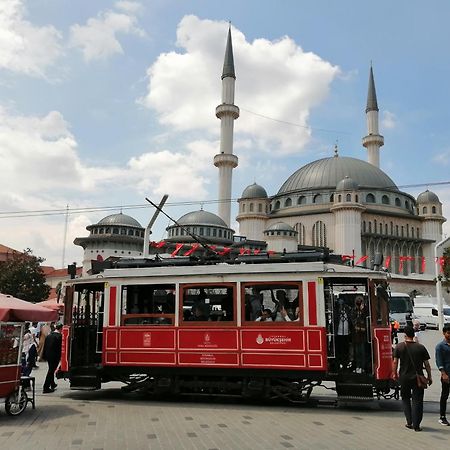 Taksim Park Hotel Istanbul Bagian luar foto