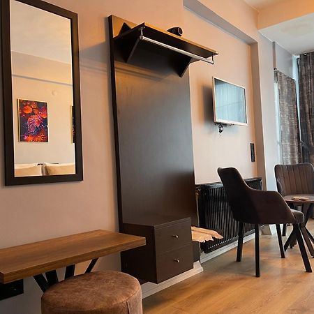Taksim Park Hotel Istanbul Bagian luar foto