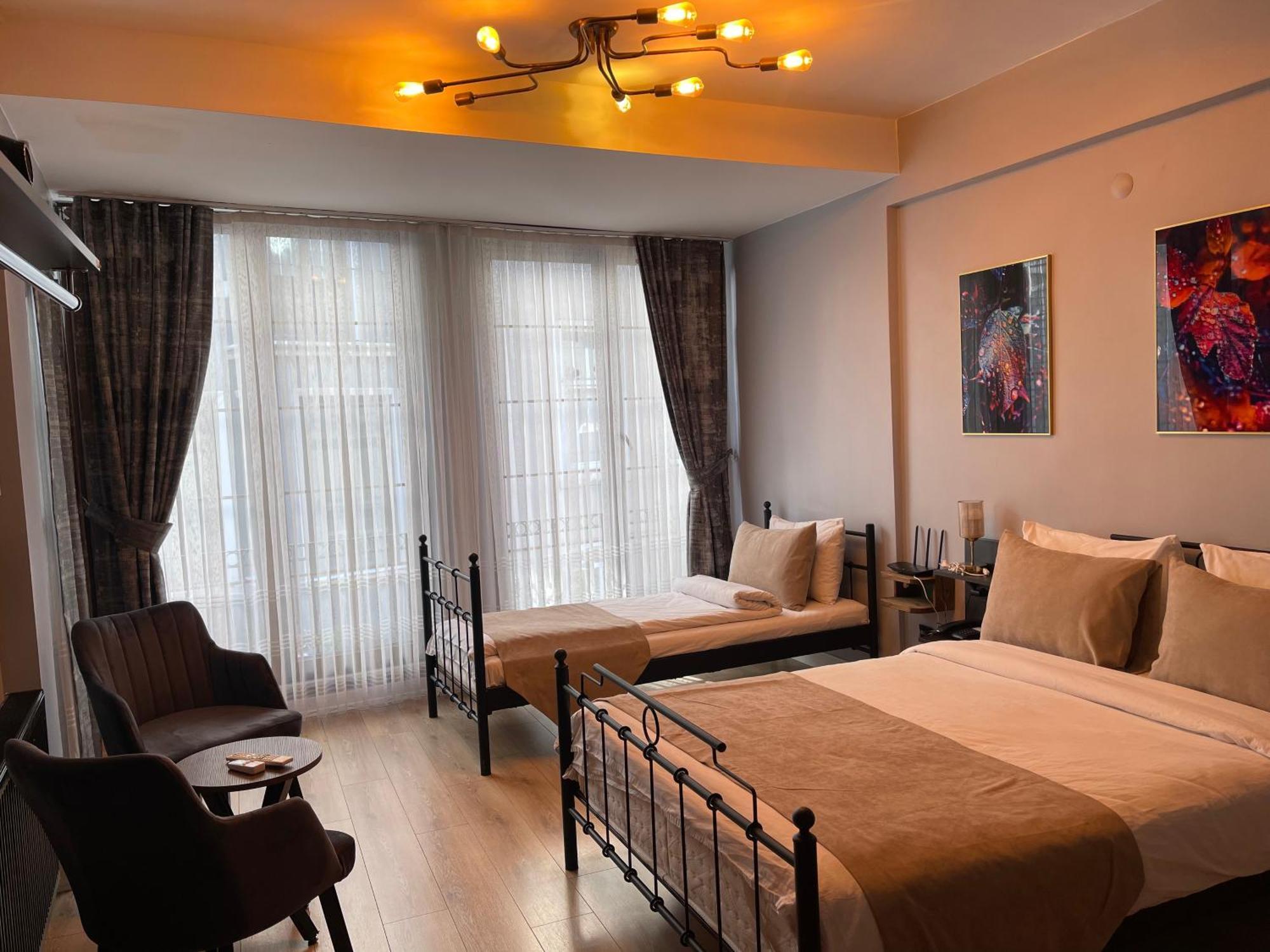 Taksim Park Hotel Istanbul Bagian luar foto