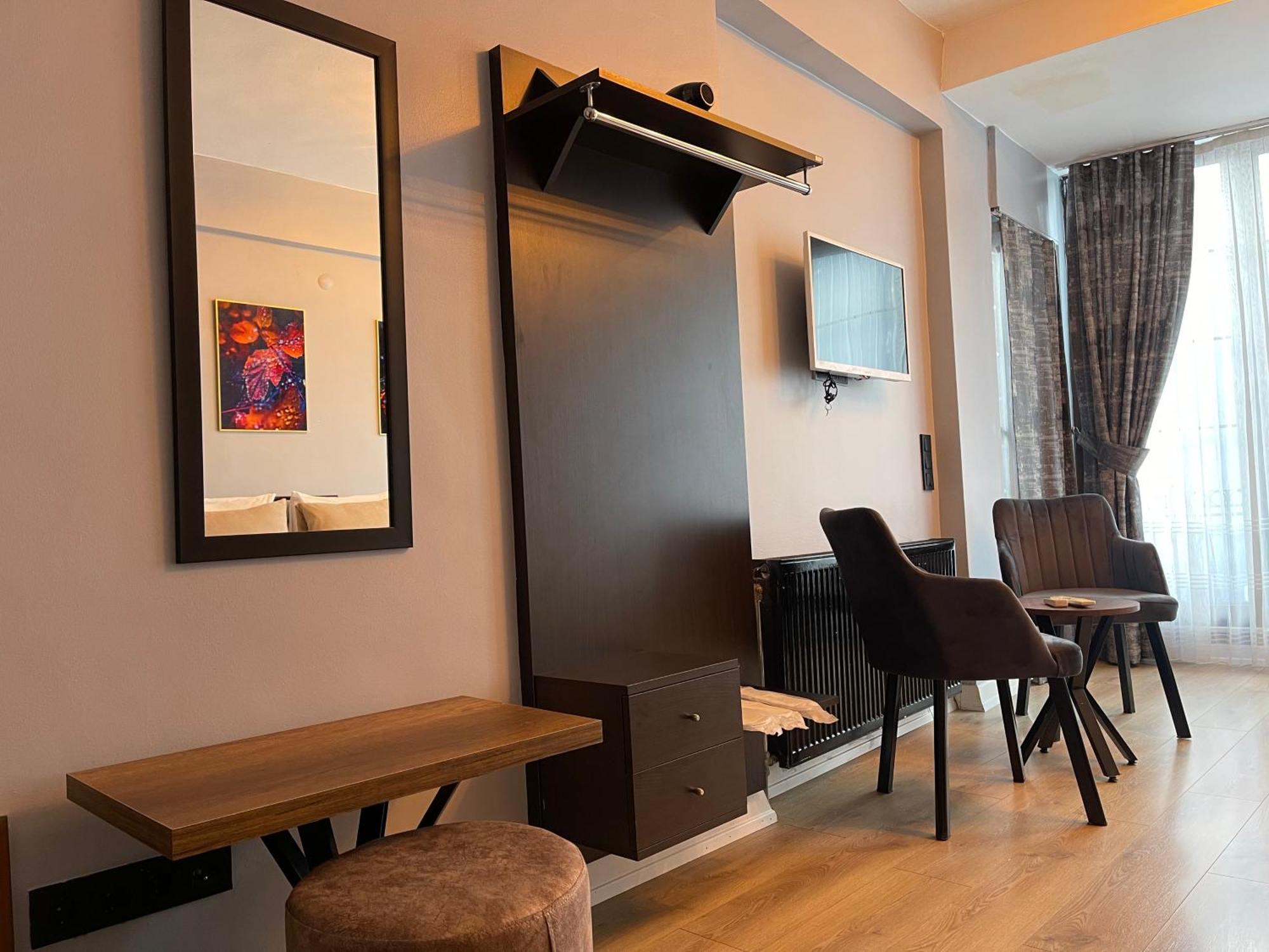 Taksim Park Hotel Istanbul Bagian luar foto