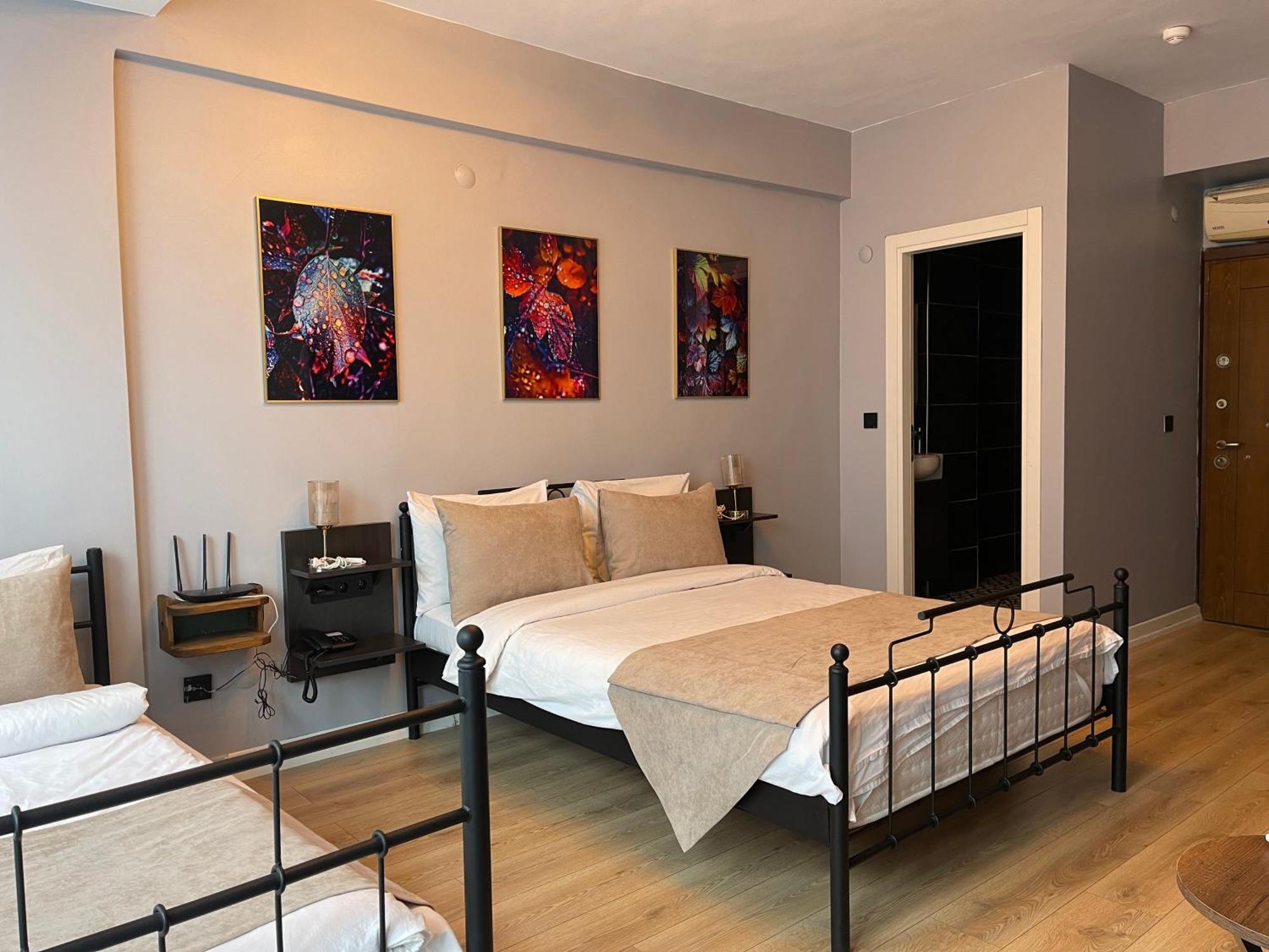 Taksim Park Hotel Istanbul Bagian luar foto