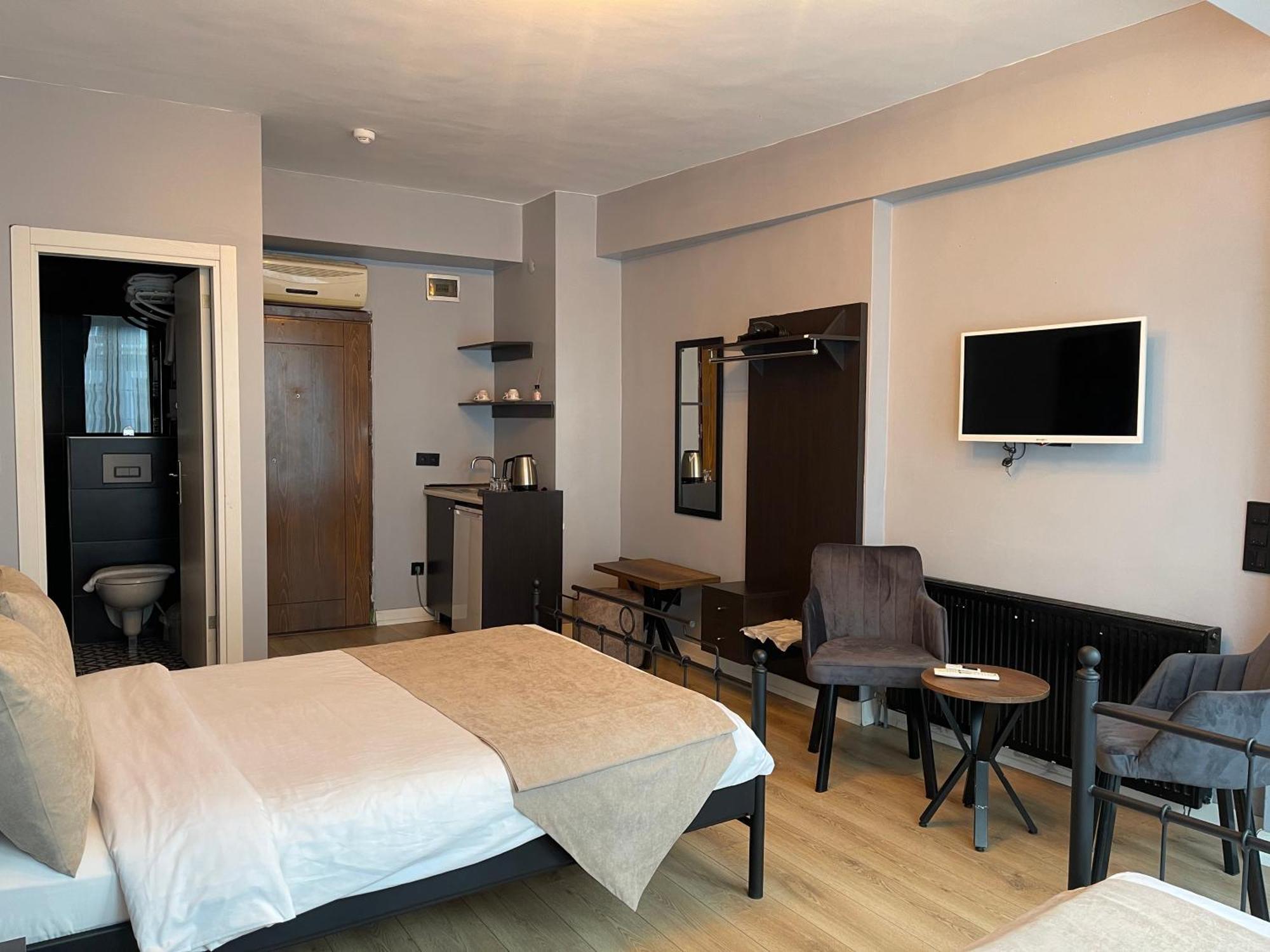 Taksim Park Hotel Istanbul Bagian luar foto
