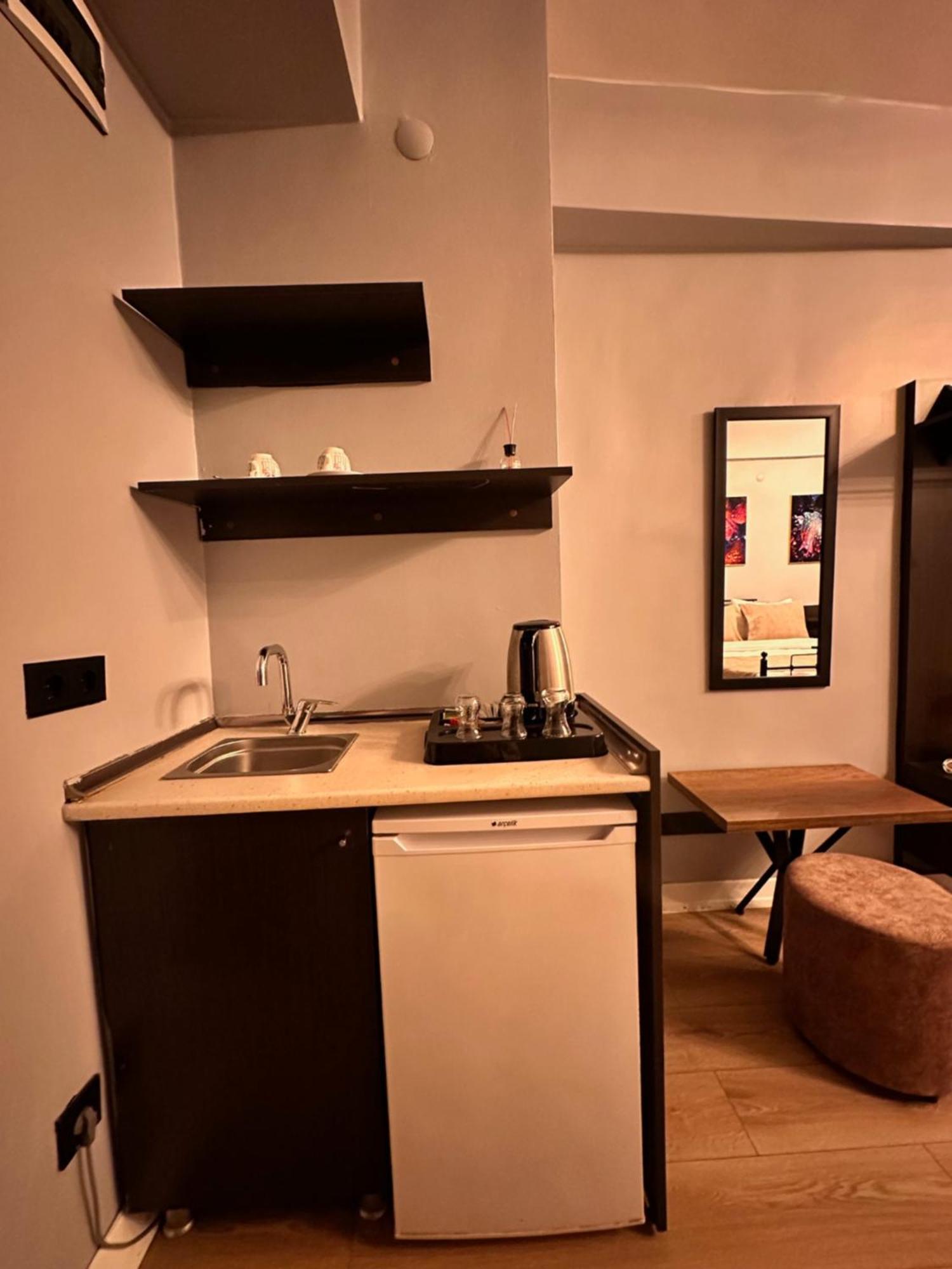 Taksim Park Hotel Istanbul Bagian luar foto